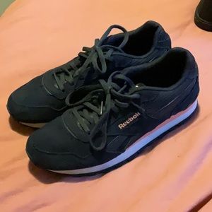 Reebok sneakers size 7